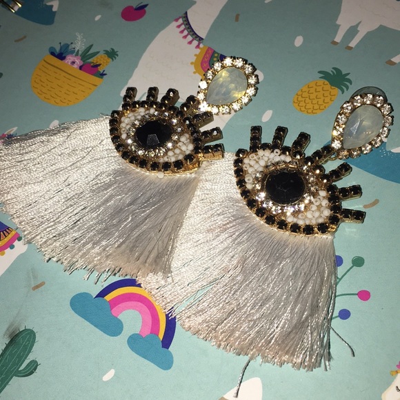 St Raine Earrings - Picture 1 of 2